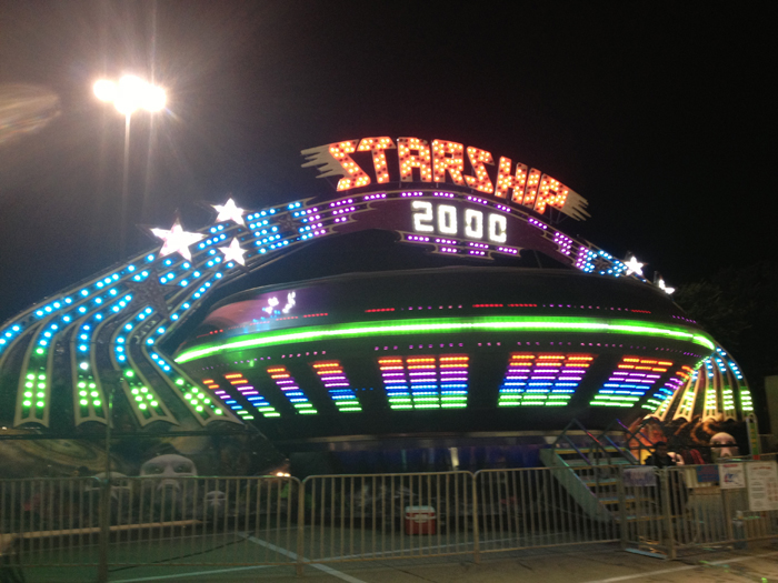 달라스 이동식 놀이공원에서 Starship